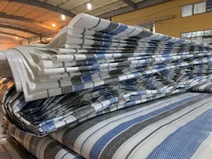 Bâche en plastique ultralégère pour l'extérieur, tissu tissé imperméable pour tentes de camion, motif de carreaux, bas prix - Product Image 4