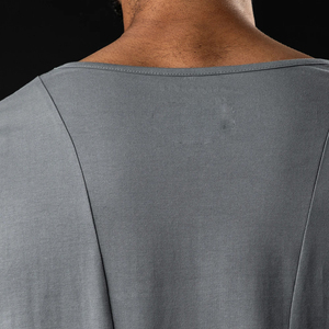 T-shirt unisexe oversize en coton 100% OEM, style streetwear, impression de logo personnalisée. - Product Image 5