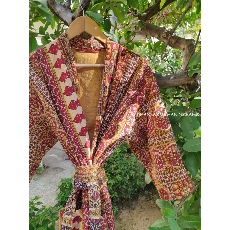 โกลเด้น