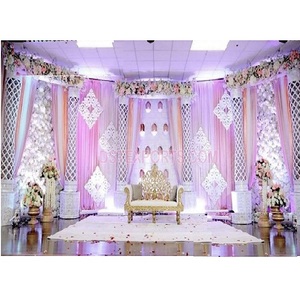 การตกแต่งเวทีงานแต่งงานแบบเอเชียธีมสีขาว  เสาประดับเพชรทรงเหลี่ยมสีขาวหรูหรา  งานเลี้ยงต้อนรับบนเวที  เวทีงานแต่งงานธีมเปิดโล่งแบบออสเตรเลีย - Product Image 1