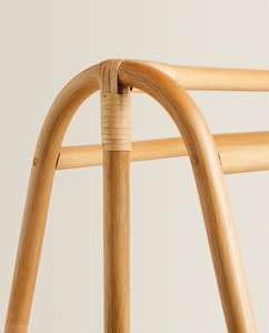 SISU/Rattan Baby Play Gym con marco colgante Juguetes Producto versátil para cunas Dormitorios Muebles de ratán amigables con el aire libre - Product Image 3