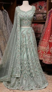 Deslumbrante -Koti con Lehenga- Vestido de Novia con Hermosos Adornos de Cuentas de Cristal y Pedrería para Boda=2021 - Product Image 2