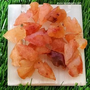 Hecho a mano 1-1,5 pulgadas rojo cornalina ágata técnica estilo punta de flecha piedra semipreciosa artesanía mascota para recuerdo - Product Image 1