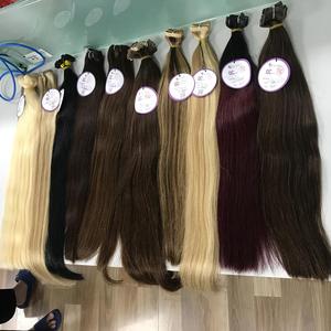 Produit de beauté le plus vendu, ruban adhésif pour Extensions de cheveux humains droits 20 pouces 100G par paquet ODM OEM - Product Image 2