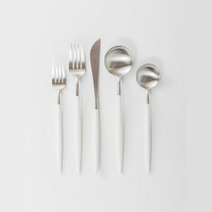 Juego de cubiertos de acero inoxidable color plata en color plata juego de cubiertos utensilios de cocina de primera calidad a precios económicos - Product Image 6