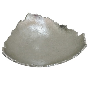 Juego de alta calidad, 2 elegantes bandejas de plata para servir, forma de hoja de aluminio hecha a mano, elegante diseño niquelado, servicio decorativo - Product Image 4