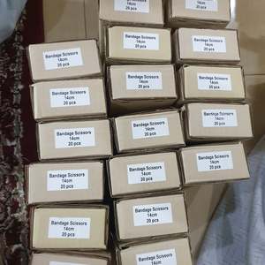 Tijeras de vendaje de acero inoxidable, de 14 cm instrumentos quirúrgicos, aprobado por la CE, uso único - Product Image 3