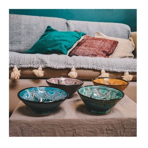 Ensemble de bols en céramique traditionnels ethniques marocains, design bohème fait à la main, logo personnalisable pour les trempettes de collations dans les ensembles de vaisselle de cuisine - Product Image 1