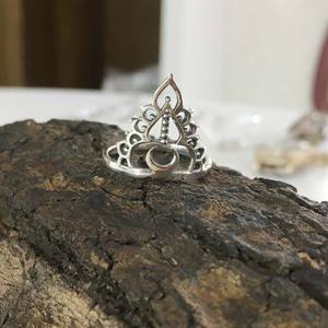 Bague de mariage et de fête créative en argent sterling 925, faite à la main, sertie clos, légère, de style unique et design - Product Image 5