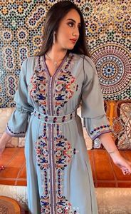 NUEVO vestido CAFTAN deslumbrante y de moda con IMPRESIONANTE MÁQUINA Y trabajo adornado a mano PARA FIESTA Y Boda @ 2024 - Product Image 2