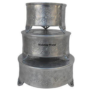 Soporte de pastel de metal chapado en oro Cesta de diseñador hecha a mano de dos niveles de oro Cesta de metal de lujo al por mayor con estilo clásico - Product Image 6