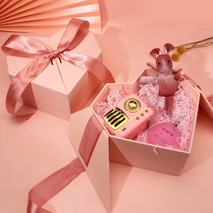 Luxury Heart-shaped Caja Regalo Cardboard Love Birthday Wedding Candy Paper Wedding Gift Box Packaging with Ribbon