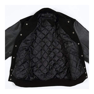 Vestes universitaires en laine noire de qualité supérieure, personnalisées OEM, avec doublure polaire de haute qualité, veste en laine sur mesure - Product Image 4