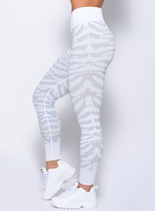 Mallas de yoga con diseño de sublimación para mujer, pantalones de entrenamiento de gimnasio, hechas a medida con material de alta calidad - Product Image 6