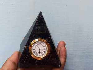 Tourmaline ชิปหินคริสตัลมาโลน,นาฬิกาตั้งโต๊ะทรงปิรามิดสีดำความรักธรรมชาติอัญมณีดิบขัดเงา1สี - Product Image 6
