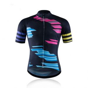 Les vêtements de cyclisme en jersey en matière douce les plus importants - Product Image 4