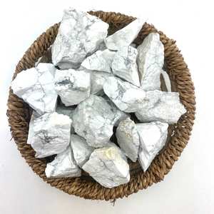 Magnifique Pierre Gemme Naturelle Brute de Howlite, Morceau Sculpté, Qualité Premium AAA, Articles Décoratifs Porte-Bonheur, Petite Taille, Agate Muntaha en Gros - Product Image 1