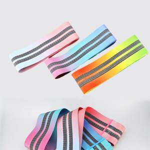 Banda de resistencia para hacer ejercicio en sentadillas, tejido antideslizante, ideal para gimnasio, glúteos, piernas y caderas - Product Image 4