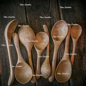 Ensemble de huit couverts de taille et de forme personnalisées Ensemble de cuillères en bois faites à la main pour accessoires de table - Product Image 4