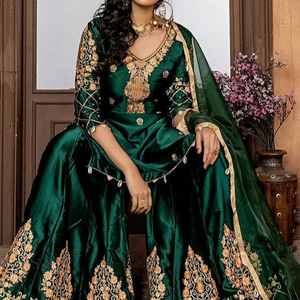 -De bonne conception de broderie sur longue KAMEEZ, élégant SARARA--DRESS avec belle main ZARDOZI travail --- pour la fête/quotidien BASE = 2021 - Product Image 1
