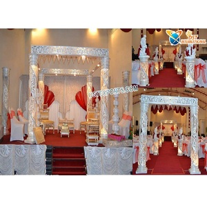 Mandap de Cristal para Bodas, Diseño Cuadrado Popular, Mandap de Cristal Blanco Brillante para Bodas, Gran Venta en Nueva Zelanda - Product Image 1