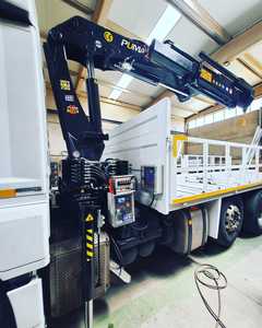 Fabricant de grue hydraulique de camion de 3 tonnes, grue de Puma de haute qualité à vendre - Product Image 5