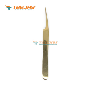 Pince à épiler angulaire TEEJAY Plasma Gold Lady avec pointe fine dentelée en acier inoxydable, prise en main parfaite pour les cils et les sourcils - Product Image 6