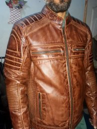 Blouson en cuir moto pour homme, couleur camel, col mandarin, respirant, écologique, fermeture éclair avec détails rivets, style motard hiver - Product Image 4