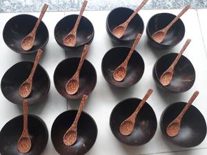 Cuencos de cáscara de coco pulidos vintage ecológicos listos para enviar con cuchara utensilios de cocina naturales de Vietnam - Product Image 2