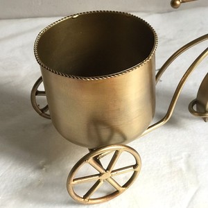 Latest Unique Shaped Luxury Design High Quality Metal Candle <b>Jar</b> Bowl with Stand for Candle Filling - Product Image 4