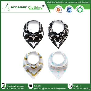 Baberos de Algodón Orgánico |   Baberos Suaves y Lavables para Bebés |   Baberos Reutilizables para la Alimentación |   Accesorio Transpirable Estampado para el Cuidado del Bebé - Product Image 3