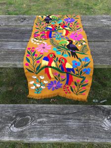 Camino de mesa de 5 pies para decoración del hogar, bordado Floral y pájaro, estilo mexicano, hecho a mano, regalo de boda tradicional Clásico, camino de cama - Product Image 2