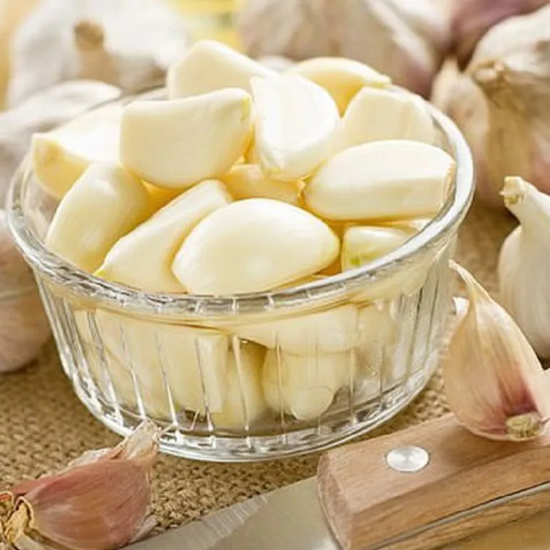 Hot sales and competitive price for delicious frozen garlic clove Ms Angela +84 896683264