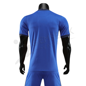Uniformes de Fútbol Personalizados al por Mayor, Conjuntos de Camisetas de Fútbol de Alta Calidad para Hombre, Secado Rápido, 100% Poliéster, Impresión Digital, Cuello Alto - Product Image 2