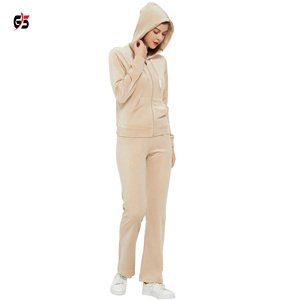 Chándal de terciopelo con cremallera para mujer, conjunto de 2 piezas de Sudadera con capucha y estampado de logotipo personalizado, venta al por mayor - Product Image 3