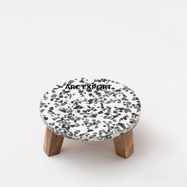 สีน้ำตาล