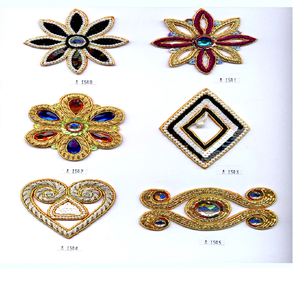 แผ่นลูกปัดและเข็มกลัดปักด้วยผ้าลูกไม้และพลาสติกเรซินสำหรับงานศิลปะและงานฝีมือที่เป็นมิตรกับสิ่งแวดล้อม - Product Image 2