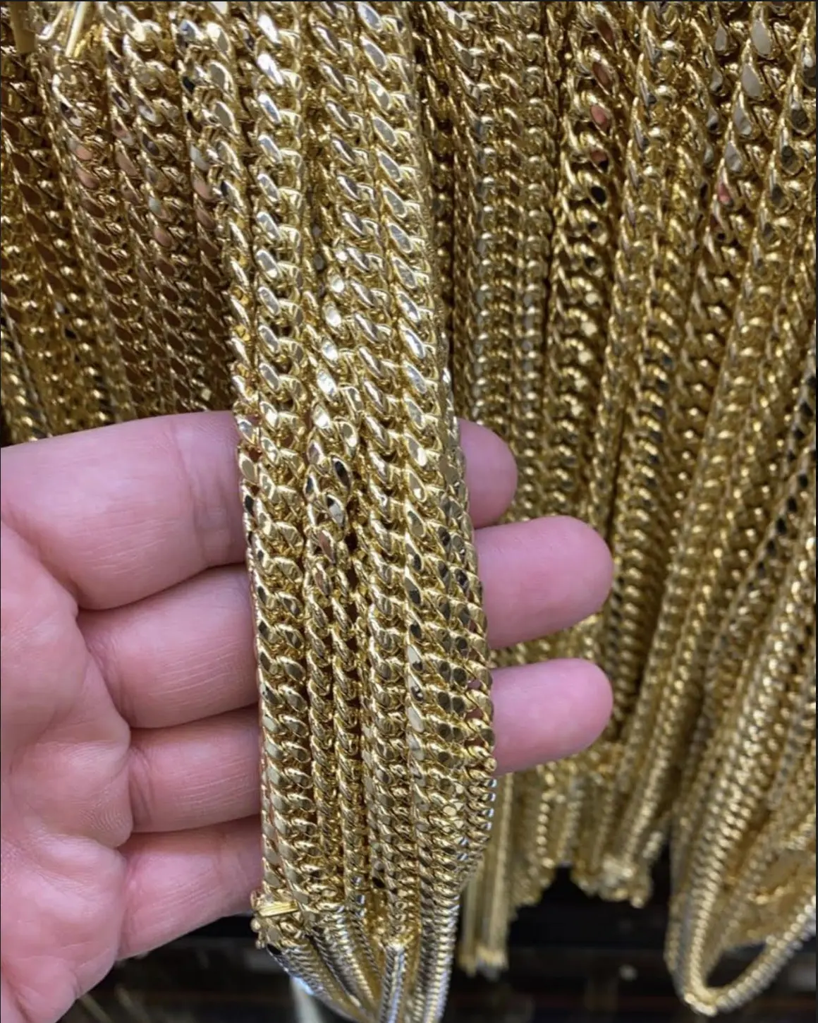 Solid Gold + Hollow 10K 14K 18K Miami Cubans、Ropes、Francosで2ミリメートルに14ミリメートルWidths (18 "〜28" Lengths) United StatesのAmerica