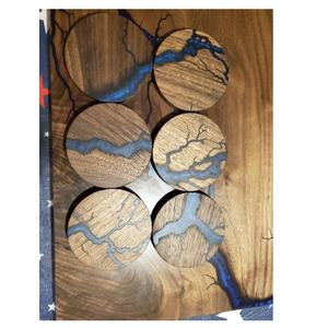 El mejor posavasos redondo de piedra de resina epoxi y uso hecho a mano Diseño de madera y arte Taza de té Posavasos de madera para uso de bebidas - Product Image 4