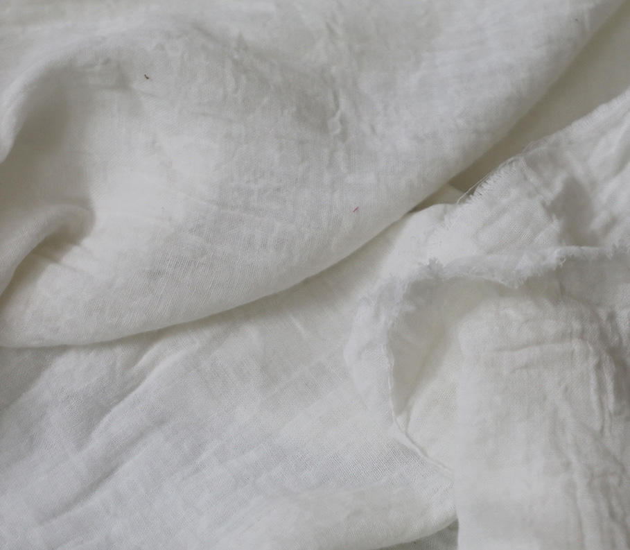 เหลืองอ่อน