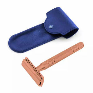 Kit de aseo de lujo OEM para hombre, maquinilla de afeitar en húmedo de color cromado, maquinilla de afeitar de seguridad de doble filo, maquinilla de afeitar de latón con etiqueta privada - Product Image 1