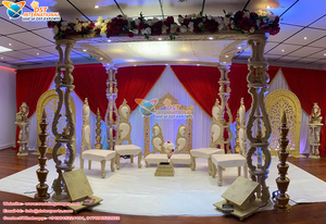 Mandap floral en bois pour mariage indien du sud, incroyable mandap en bois pour mariage indien, piliers de mariage sculptés en bois, mandap en bois FIJI - Product Image 6