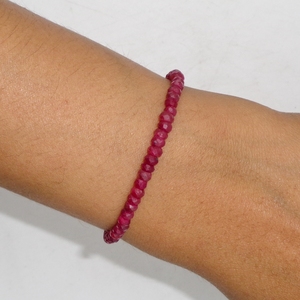 Bán Buôn Rất Nhiều Tự Nhiên Của <span class=keywords><strong>Ruby</strong></span> Đá Quý Đính Cườm Tinh Thể Vòng Đeo Tay 925 Bạc Chữa Bệnh Thạch Anh Chakra Reiki Đá Của Phụ Nữ Quà Tặng Đồ Trang Sức - Product Image 4