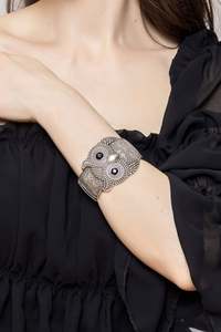 Bracelet en cuivre tendance - Design antique et moderne poli, bijoux élégants pour les cadeaux de mariage et d'anniversaire - Product Image 3