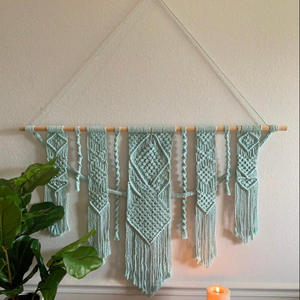 Tapiz de Macramé de Algodón Hecho a Mano - Product Image 1