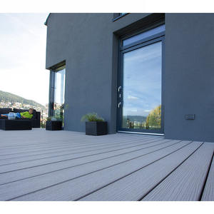 <span class=keywords><strong>Couleur</strong></span> de <span class=keywords><strong>teck</strong></span> personnalisée 120*20mm panneaux de plastique en bois artificiels creux carrés faciles à nettoyer - Product Image 4