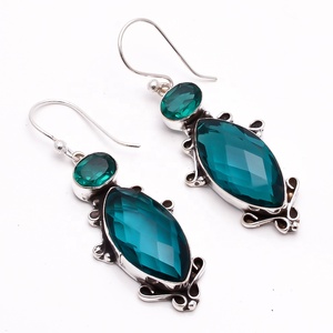 Boucles d'oreilles pendantes ethniques populaires en alliage de cuivre plaqué argent, avec topaze et quartz, en forme de cœur, par un fabricant de confiance - Product Image 1