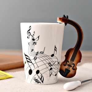 Âm Nhạc Sáng Tạo Violin Phong Cách Guitar Gốm <span class=keywords><strong>Mug</strong></span> Cà Phê Trà Sữa Ly Cà Phê Gốm Ưa Thích Và Mugs - Product Image 1