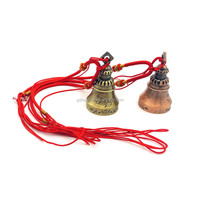 Cloches vintage personnalisées en vrac avec cordon rouge, collier à cloche à main, mini pendentif à breloque en forme de cloche