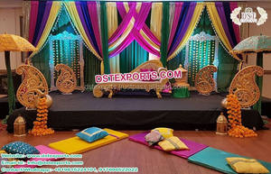 Punjabi Mehndi Setup con estatuas decorativas Punjabi Wedding Village Theme Mehndi Stage Punjabi Wedding Ladies Sangeet Decor Set - Product Image 4